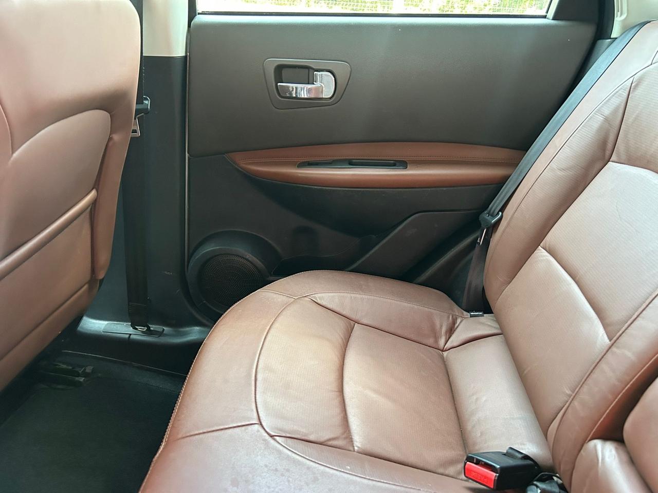 Nissan Qashqai 2.0 dCi DPF 4WD Tekna