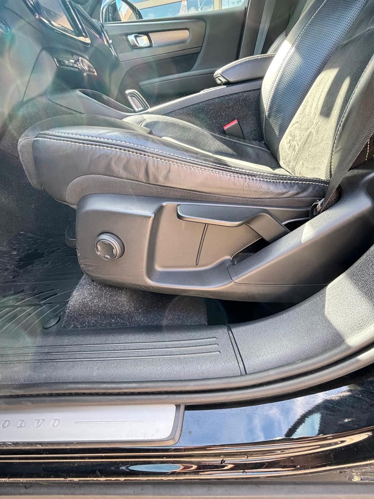 Volvo XC40 D3 R-design