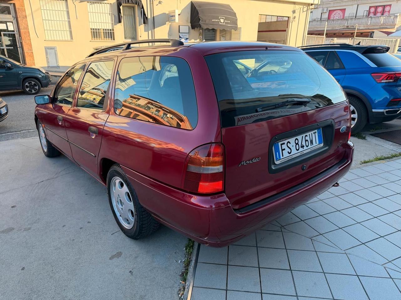 Ford Mondeo 2.0i 16V cat SW TCS4