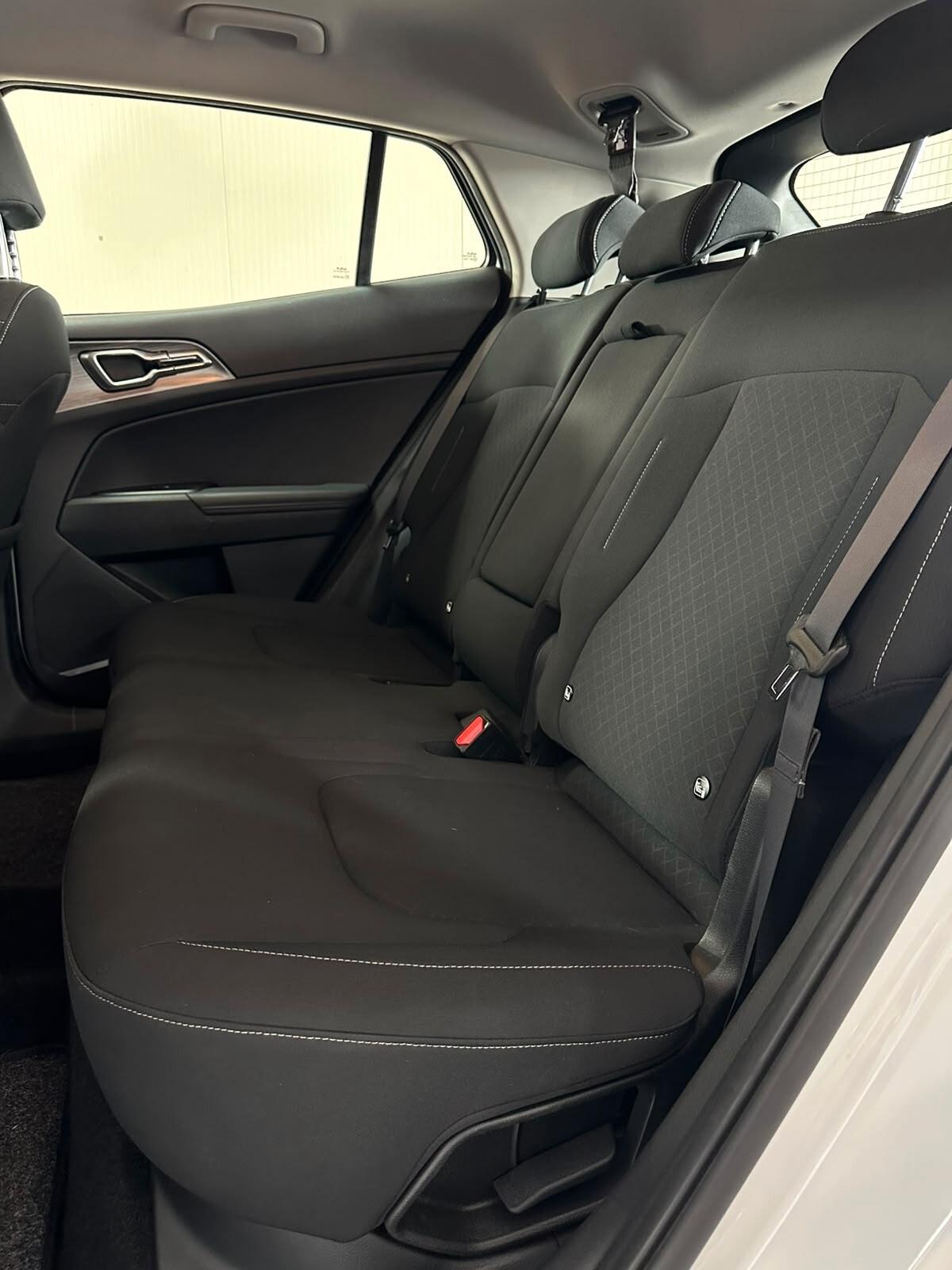 Kia Sportage 1.6 CRDi MHEV DCT Business