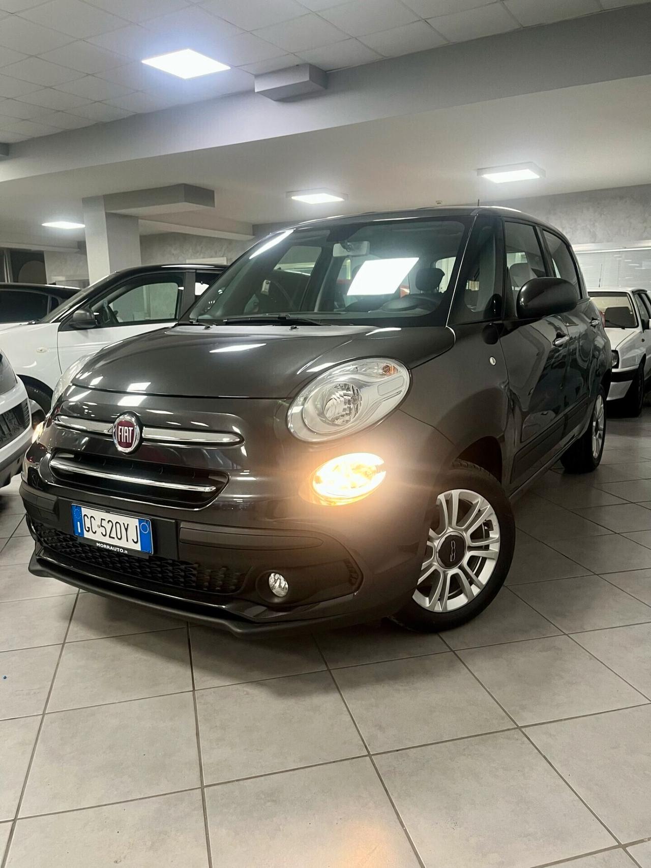Fiat 500L 1.6 Multijet 120 CV Mirror