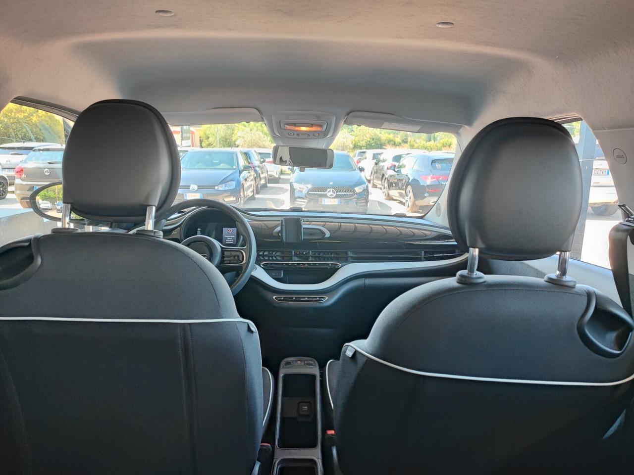 Fiat 500 500e Berlina 23,8 kWh Action