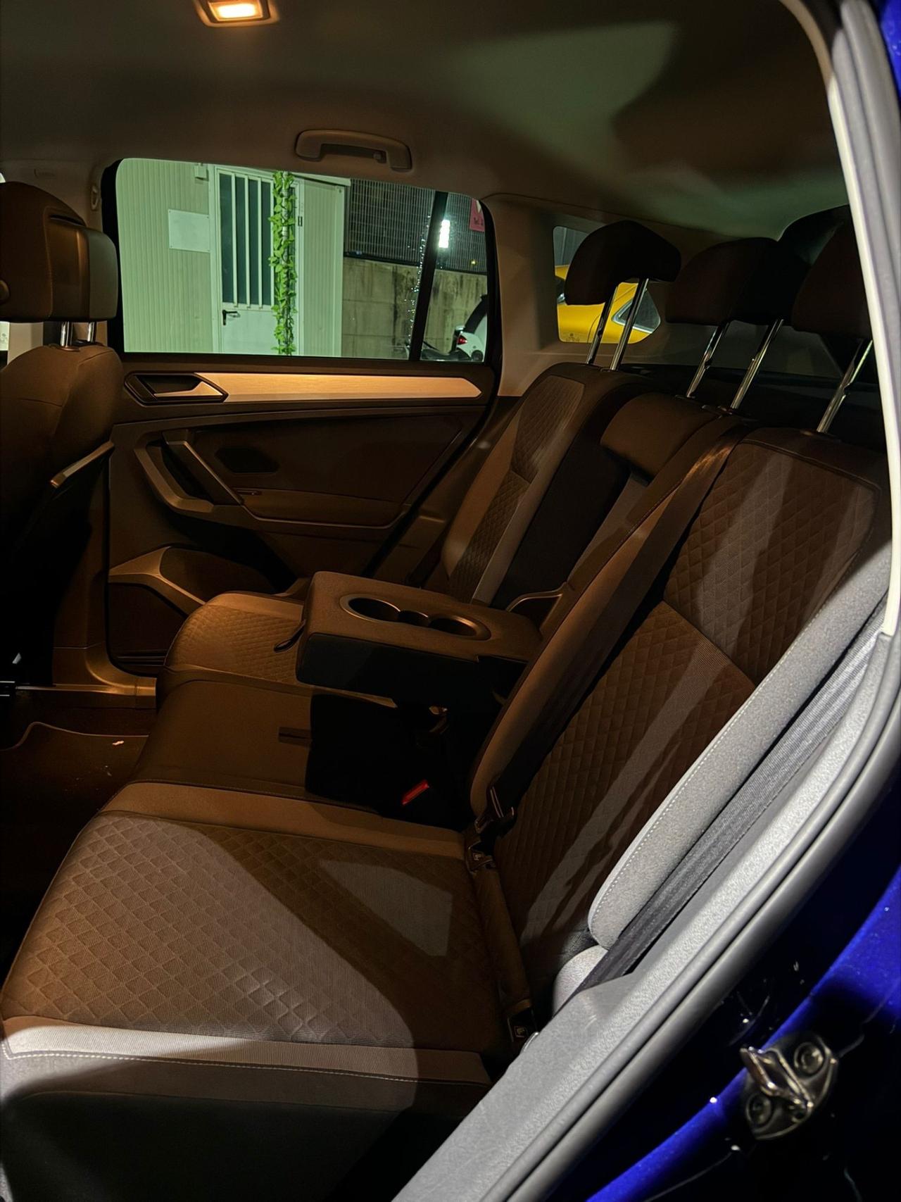 Volkswagen Tiguan 1.6 BlueMotion 10/2019 Technology