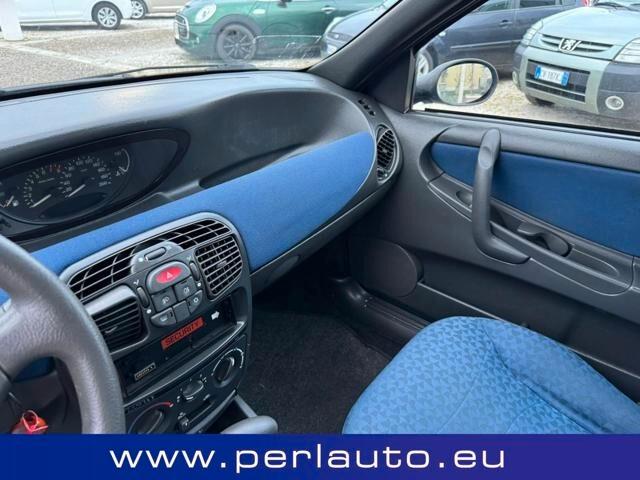 Lancia Y 1.2i 16V cat LS CAMBIO AUTOMATICO