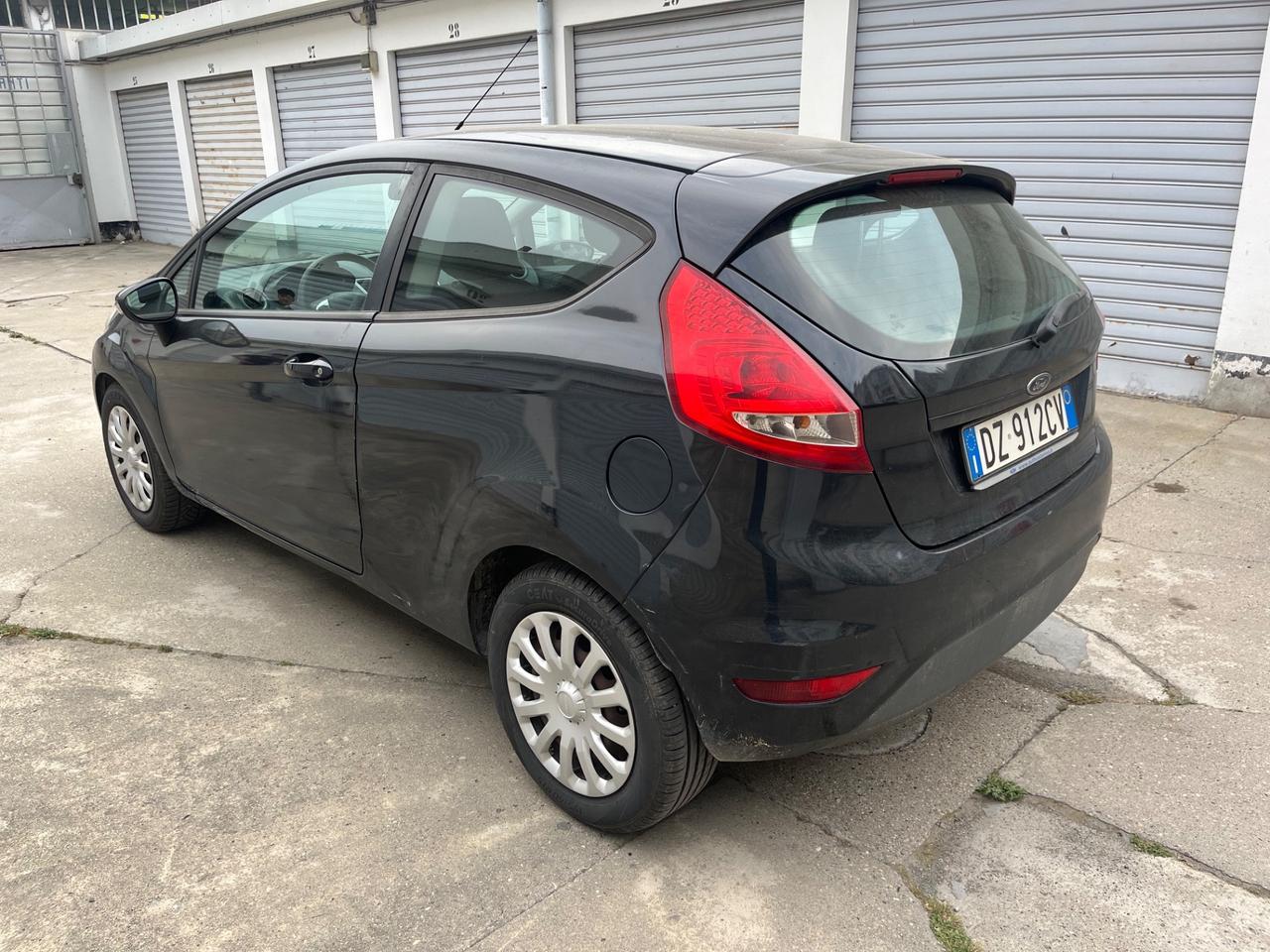 Ford Fiesta 1.4 3 porte Bz.- GPL Titanium MOTORE SOSTITUITO