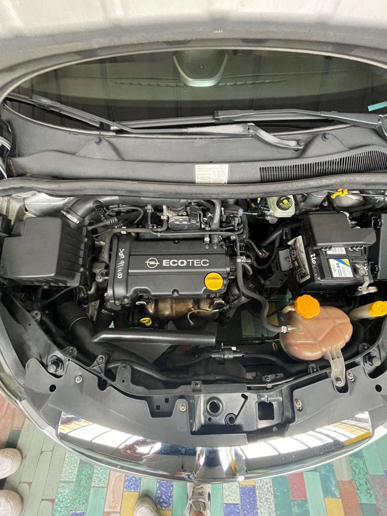 Opel Corsa 1.2 3 porte Sport SOLO 120 MILA KM