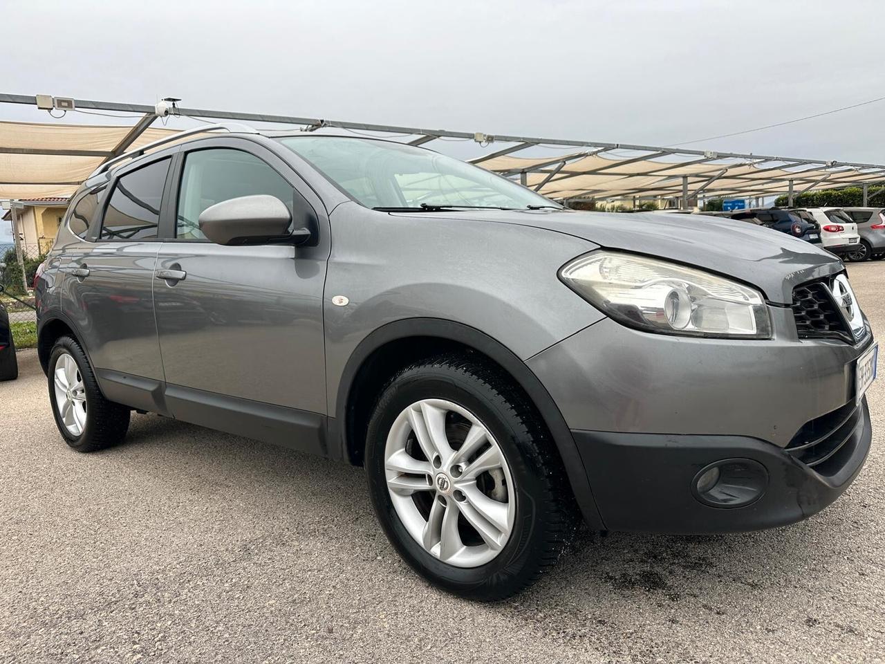 Nissan Qashqai 1.5 Diesel 7 Posti