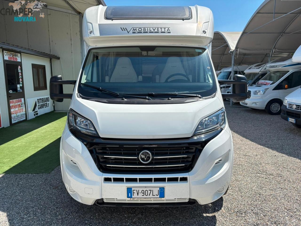 MOBILVETTA KEA TEKNO LINE P68 - SEMINTEGRALE CON LETTO NAUTICO ED AMPIO GARAGE