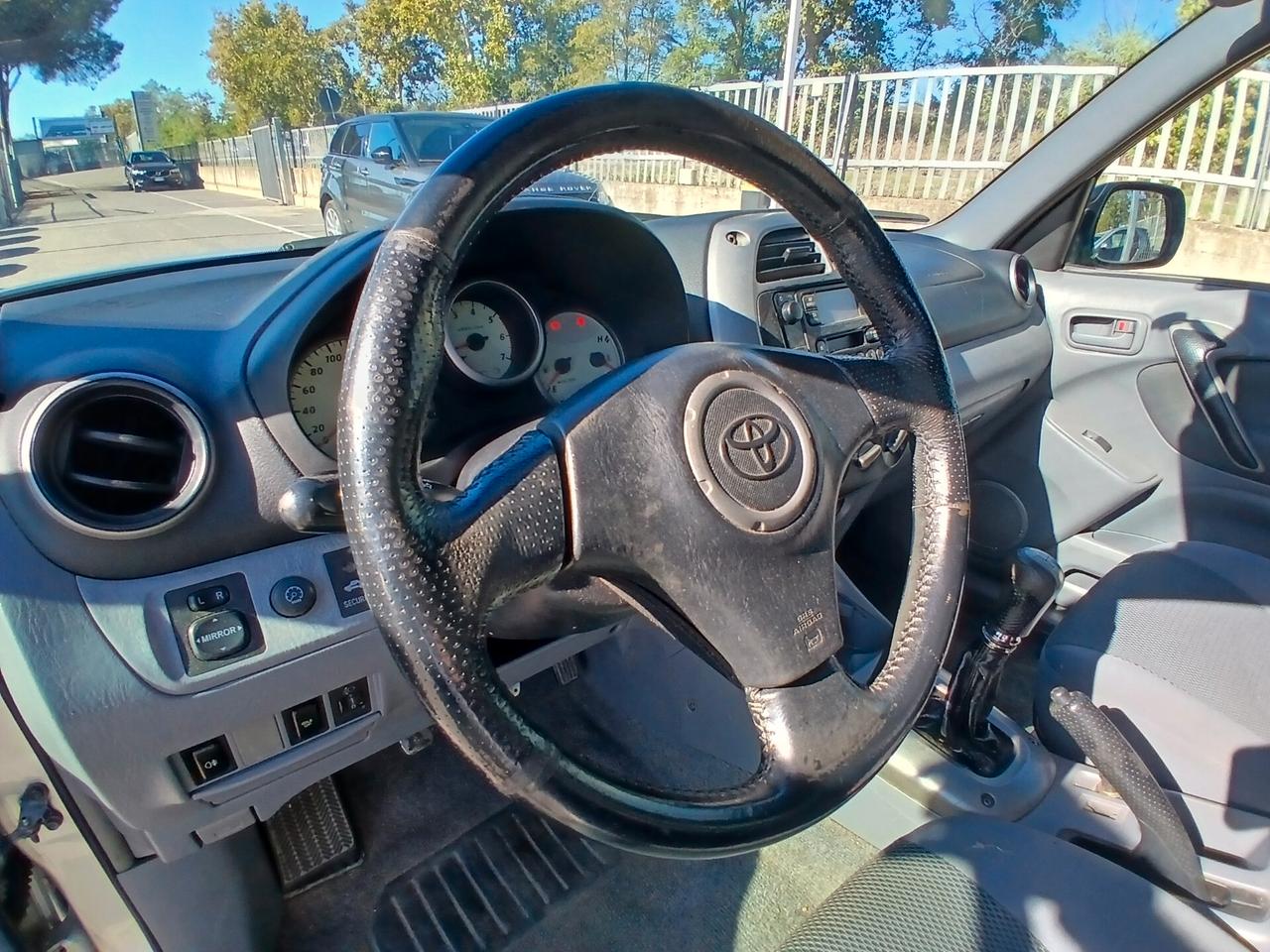 Toyota RAV4 2.0 Tdi D-4D cat 3P Sol