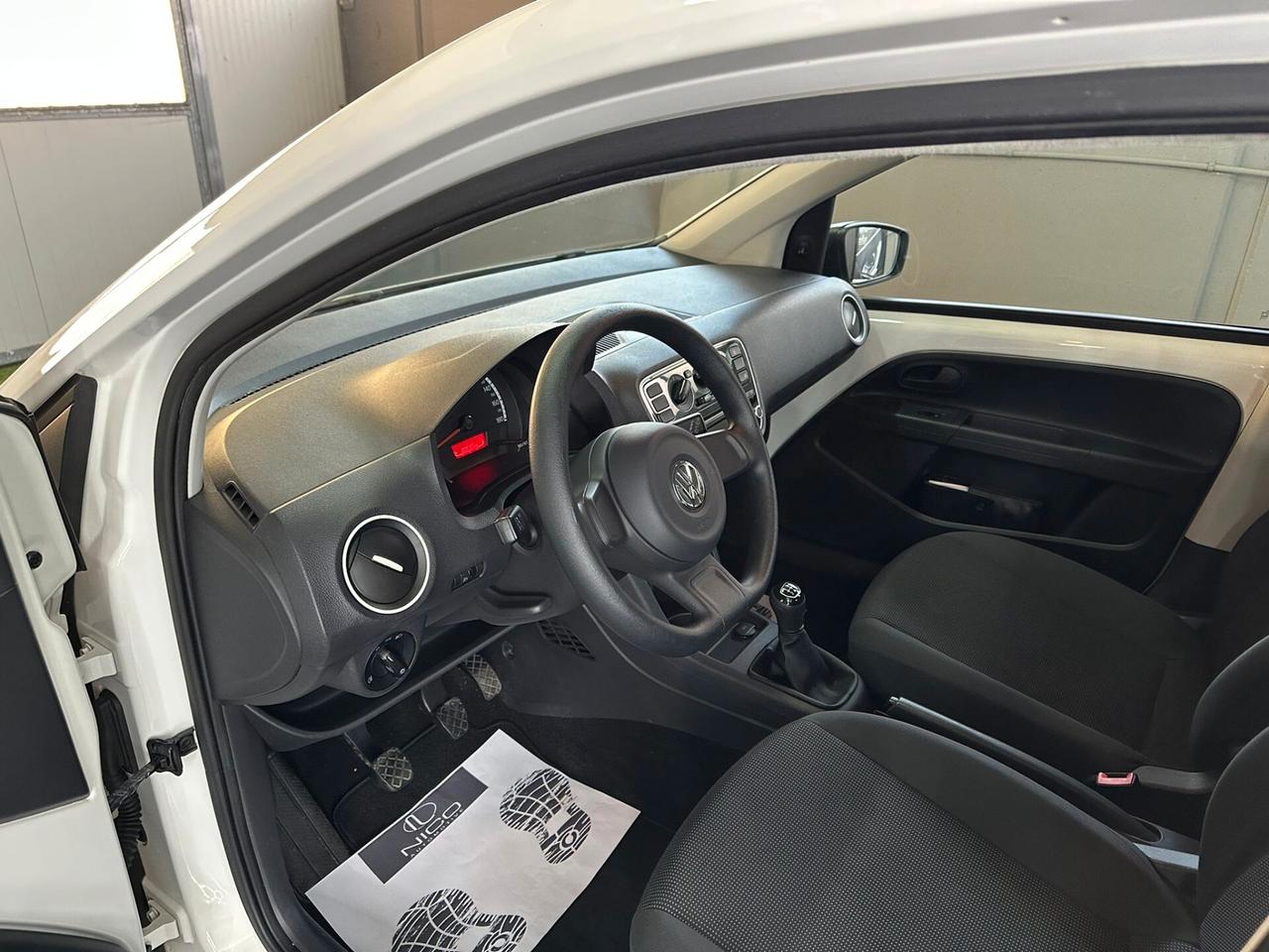 Volkswagen up! 1.0 5p