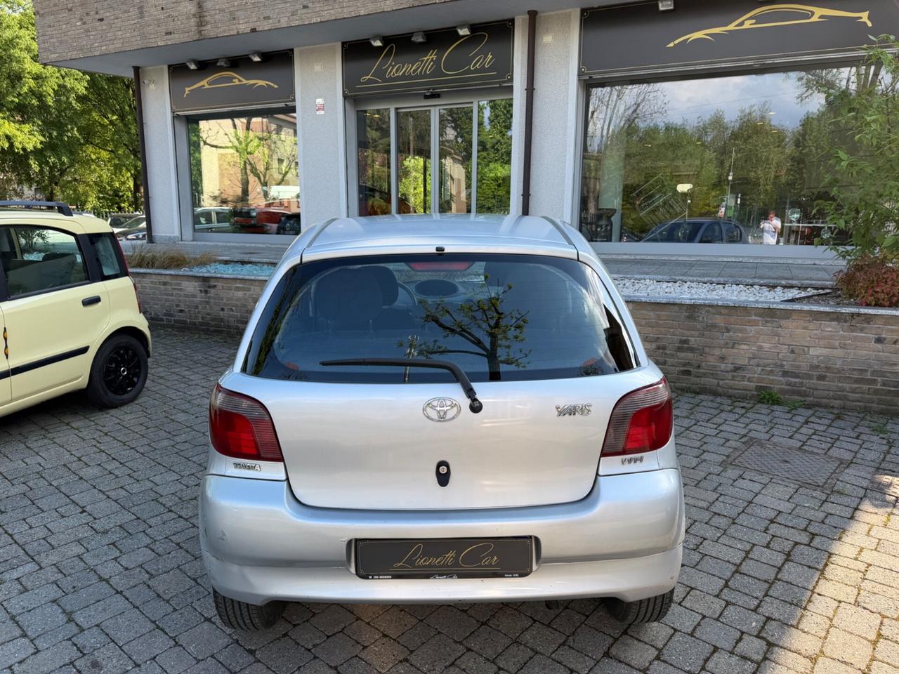 Toyota Yaris 1.0i 16V cat 5 porte