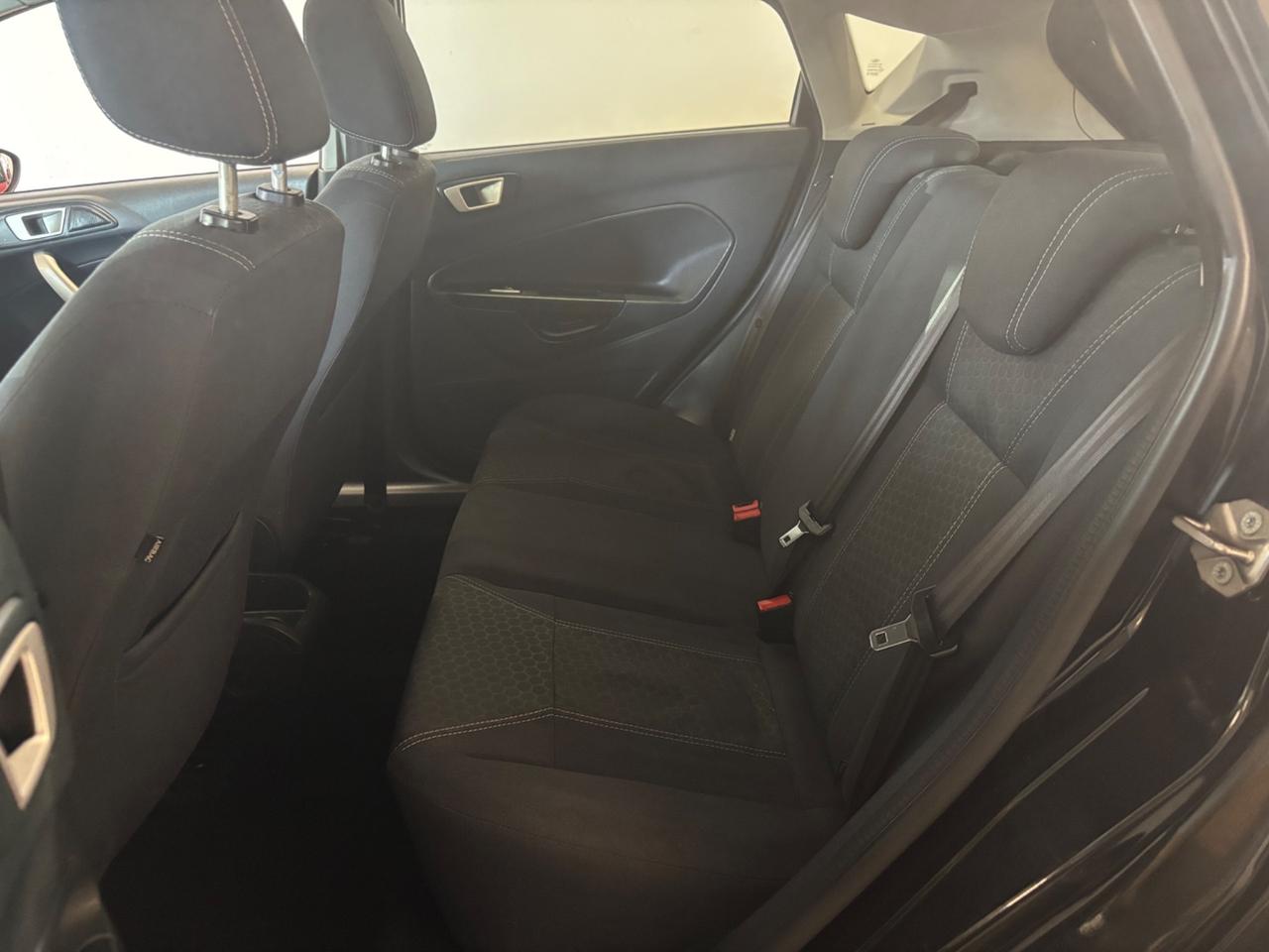 Ford Fiesta 1.4 5 porte Bz.- GPL Titanium