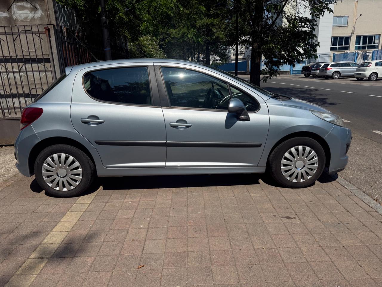 Peugeot 207 1.4 8V 75CV 5p. Energie Sport ECO GPL