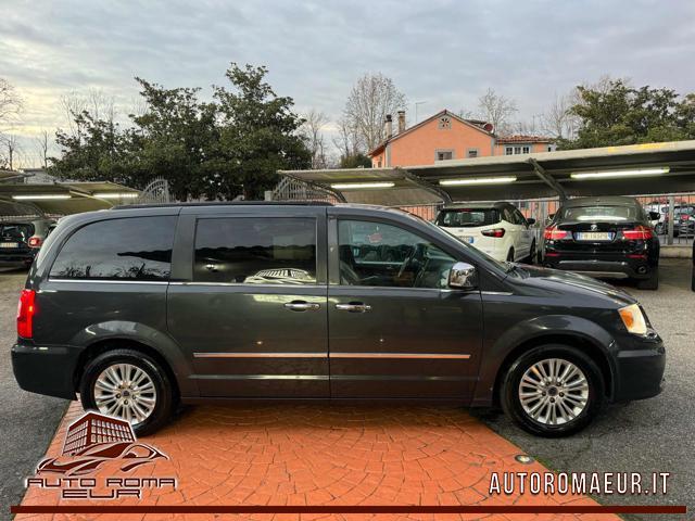 LANCIA Voyager 2.8 Platinum 163 CV 7 POSTI! FULL OPTIONAL!