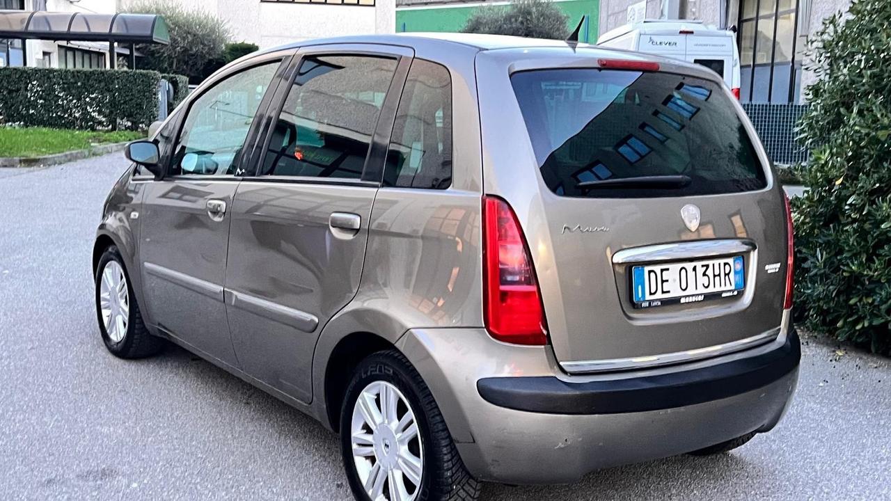 Lancia MUSA 1.4 16V Platino ok neo patentati