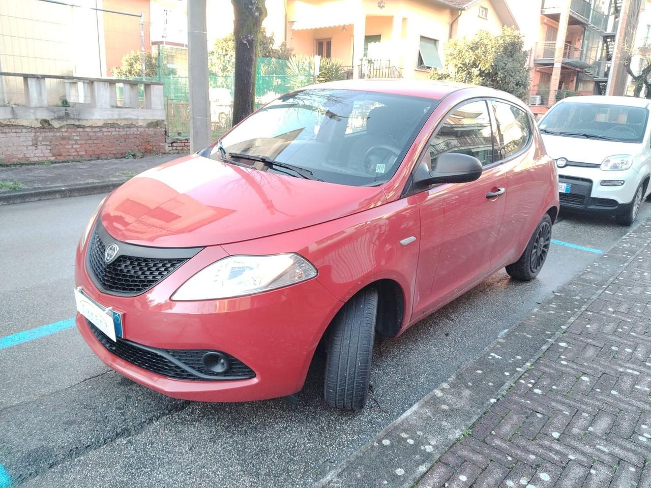 Lancia Ypsilon Silver 1.0 FireFly MHEV