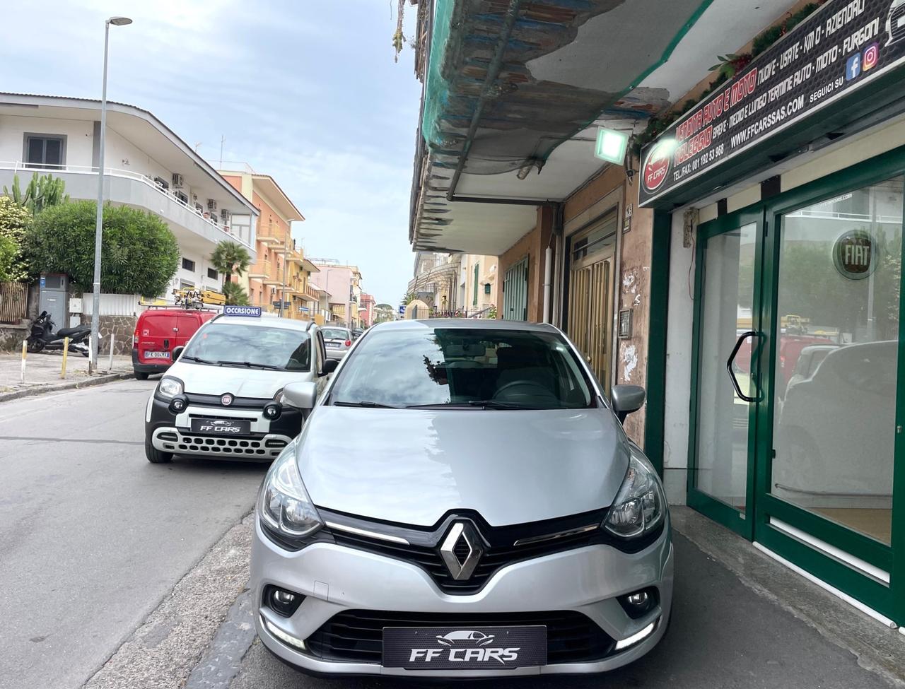 Renault Clio TCe 12V 90 benzina CV 5 porte Moschino Intens