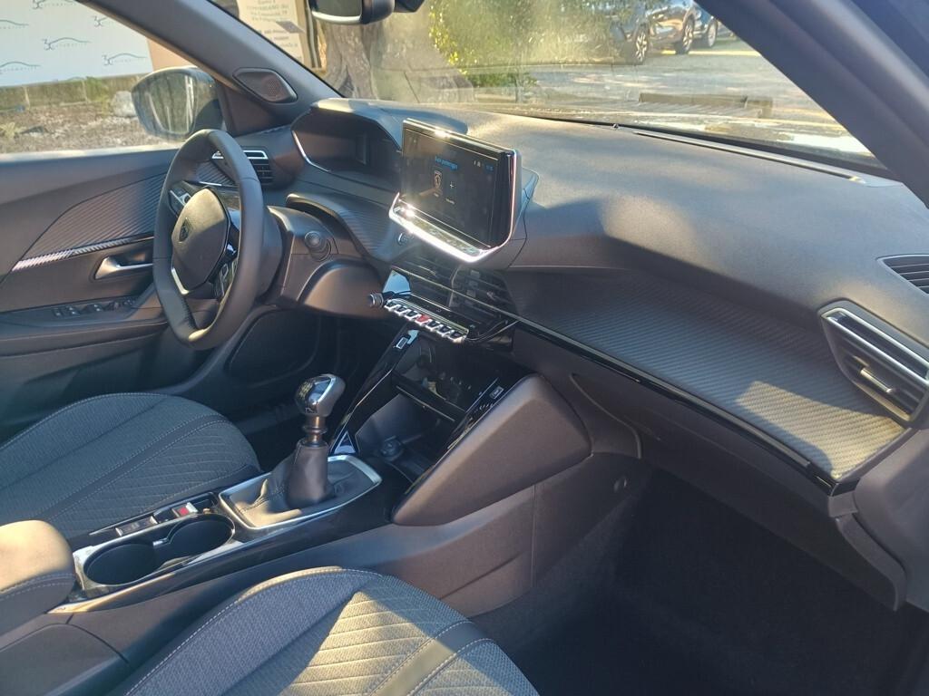 Peugeot 2008 1.2 100cv Allure