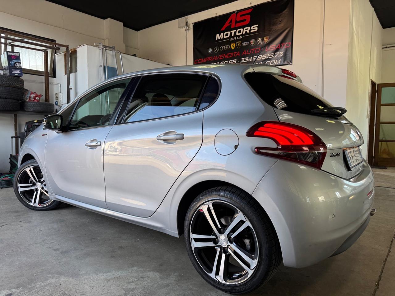 Peugeot 208 BlueHDi 5 porte GT Line