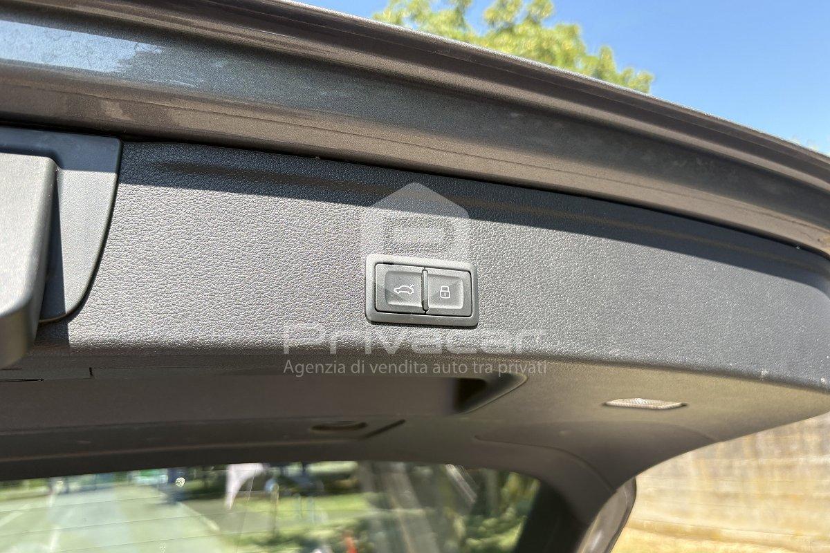 AUDI A4 40 TDI quattro S tronic S line edition