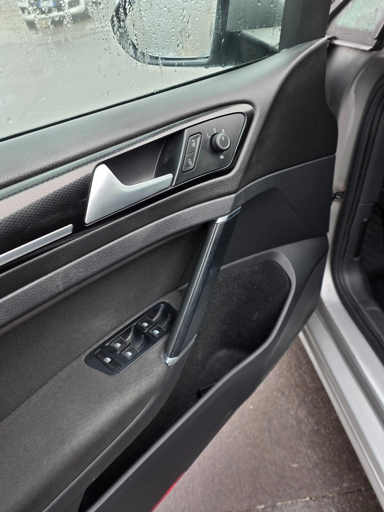 Volkswagen Golf 1.6 TDI 90 CV 5p. Esecutive BlueMotion Technology