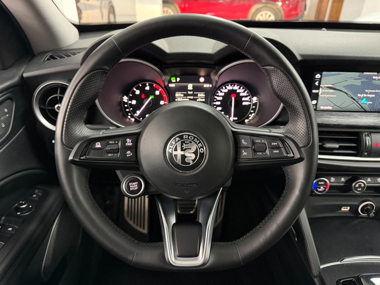Alfa Romeo Stelvio 2.2 TD 190 CV EXECUTIVE CERCHI 19" APPENA TAGLIANDATA RETROCAMERA BLIND VETRI SCURI UNICO PROPRIETAR