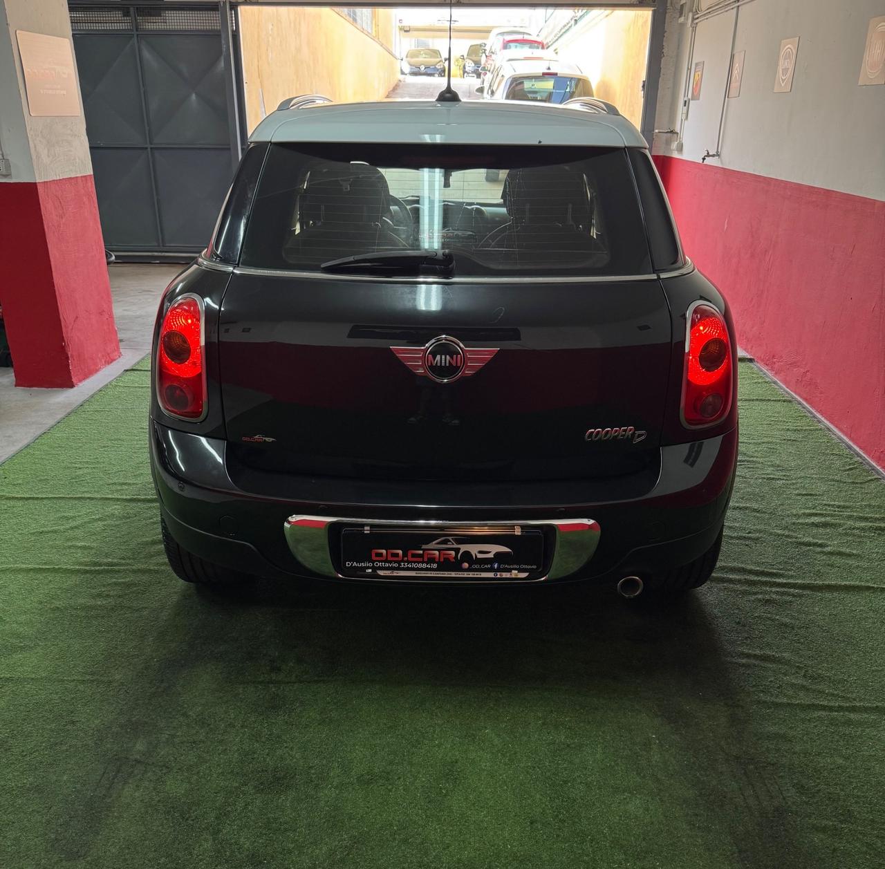 Mini Cooper D Countryman ALL 4 cambio automatico 130000 Chilometri