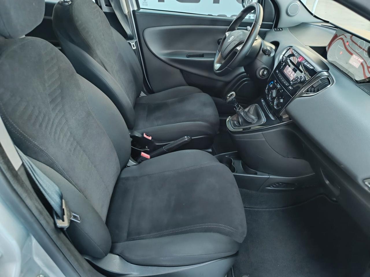Lancia Ypsilon 1.3 MJT 16V 95 CV 5 porte S&S Gold