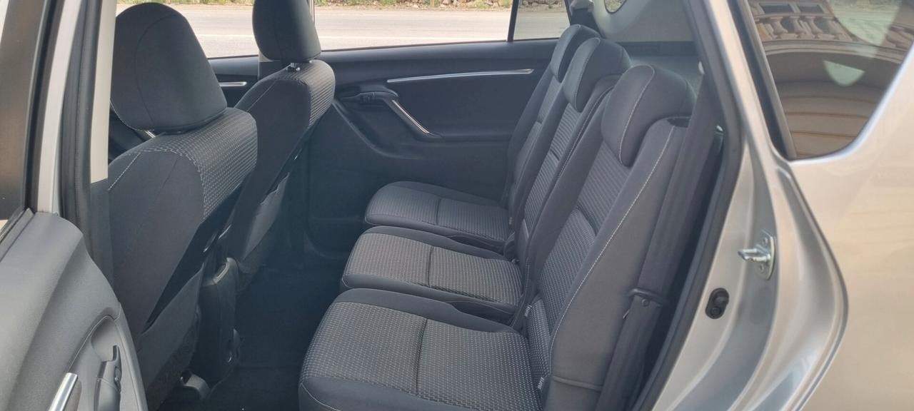 Toyota Verso 1.6 D-4D Style 7 posti