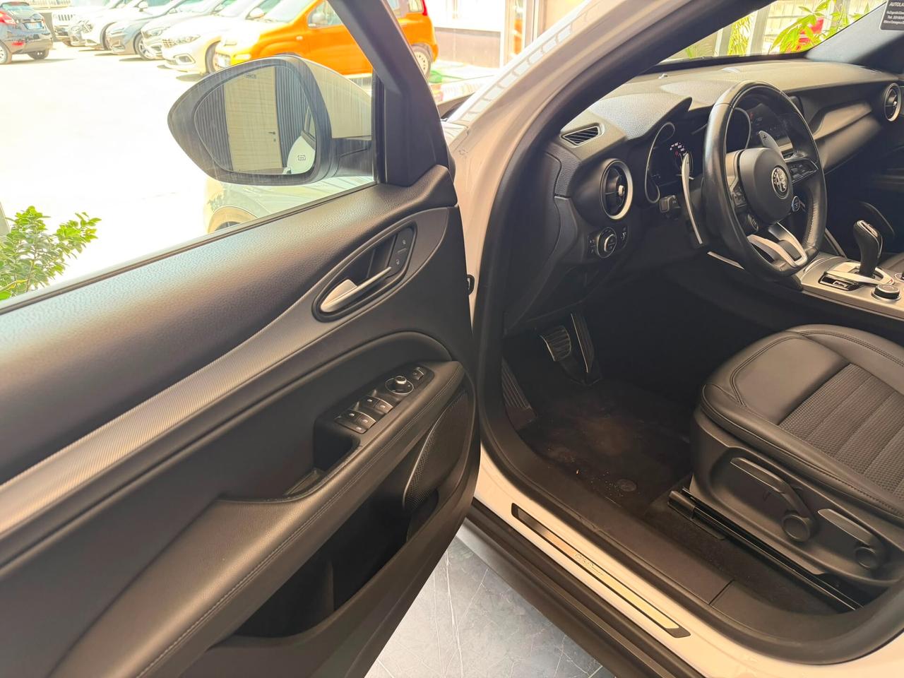 Alfa Romeo Stelvio 2.2 Turbodiesel 210 CV AT8 Q4 Ti