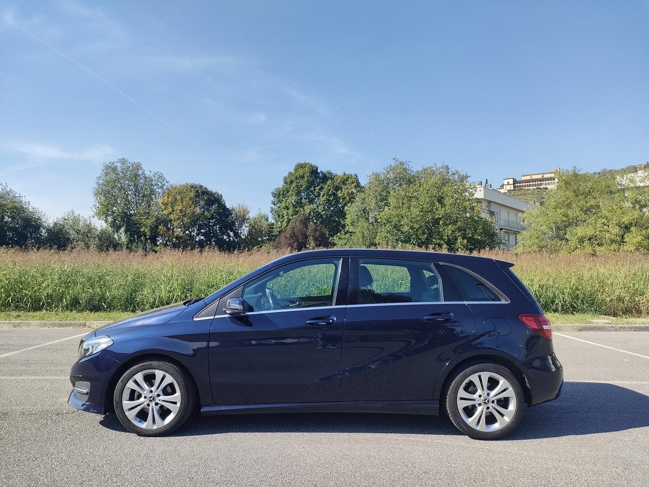 MERCEDES BENZ Classe B 180d Sport