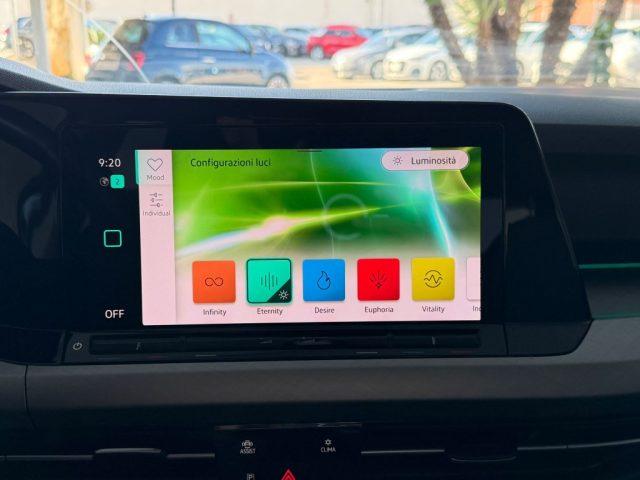 VOLKSWAGEN Golf 1.0 TSI Life