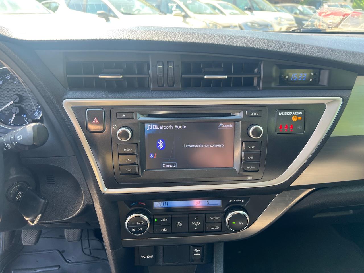 Toyota Auris 1.3 Active KM ORIGINALI PERMUTE RATE GARANZIA