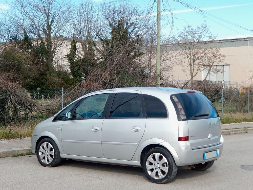 OPEL MERIVA 1.4 impianto GPL - DISTRIBUZIONE NUOVA