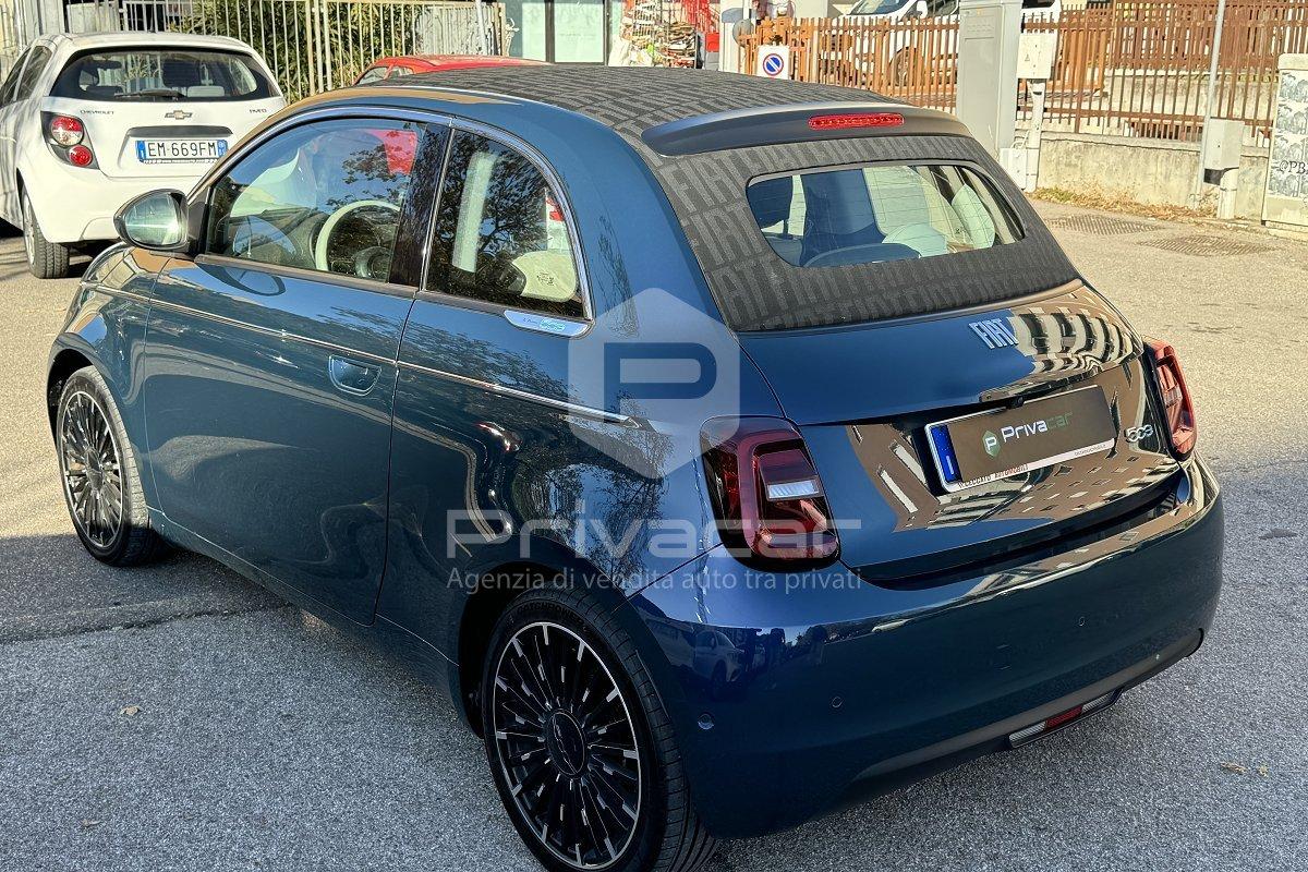 FIAT 500 La Prima Cabrio 42 kWh