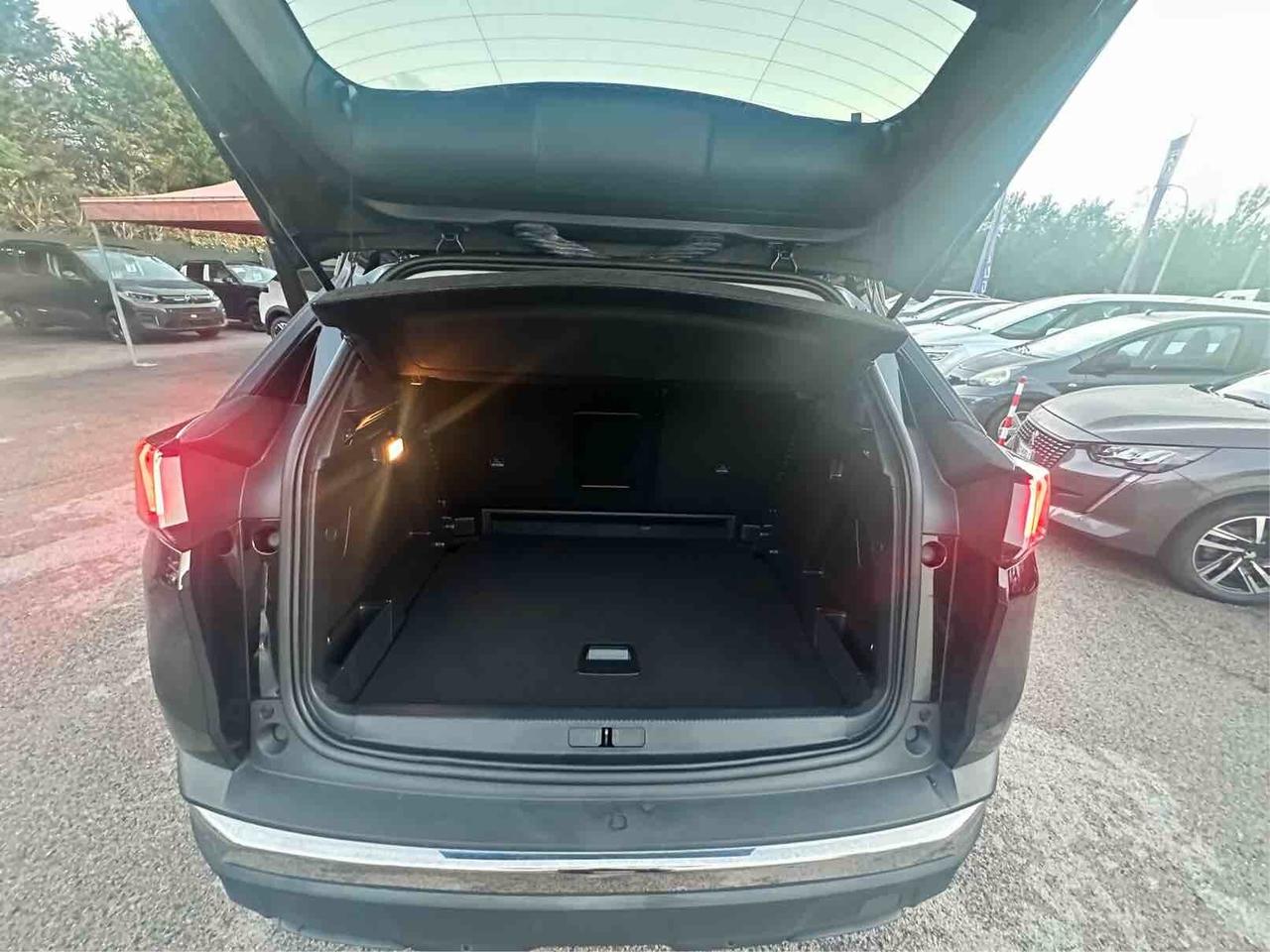 Peugeot 3008 BlueHDi 130 S&S EAT8 Allure