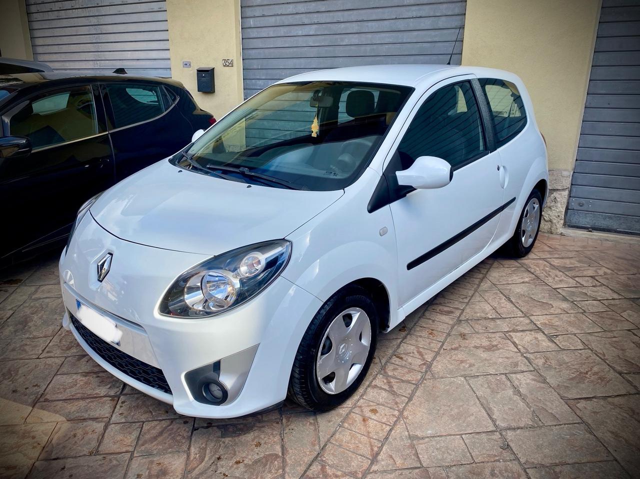 Renault Twingo X neopatentati