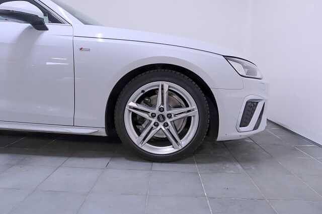 Audi A4 Avant 35 TDI/163 CV S tronic S line edition