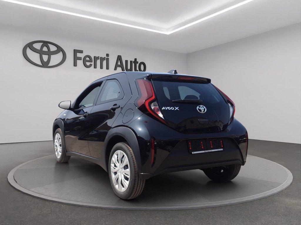 TOYOTA Aygo x 1.0 active 72cv del 2025