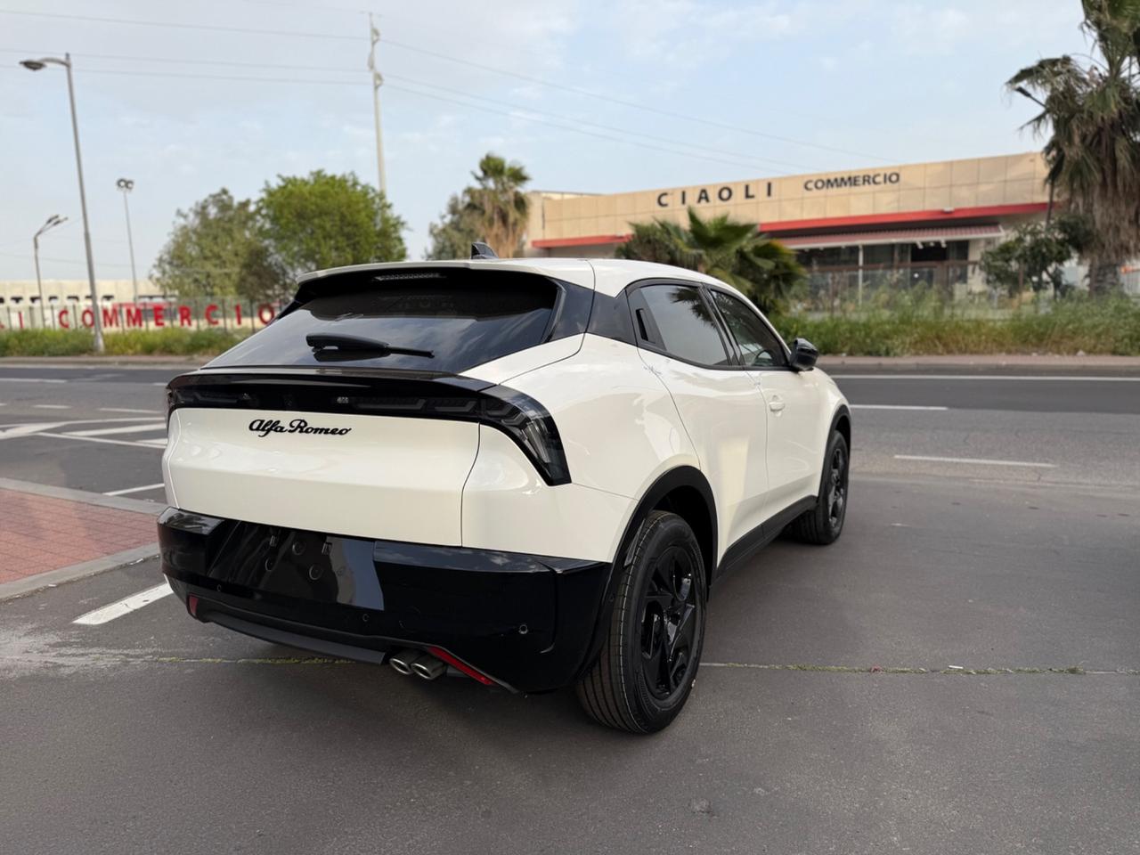 Alfa Romeo Junior 1.2 145 CV Hybrid eDCT6 Speciale KM 0