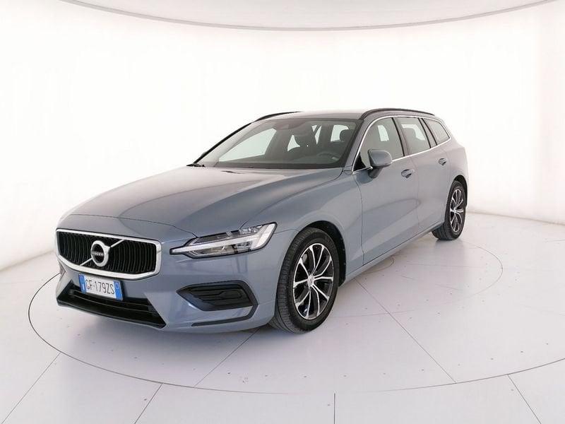 Volvo V60 2.0 b3 Momentum Business Pro auto 8m my21
