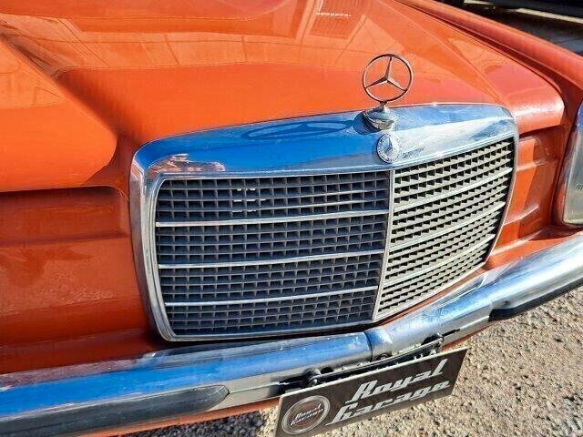 MERCEDES W115 \8 200D - RESTAURO DA ULTIMARE