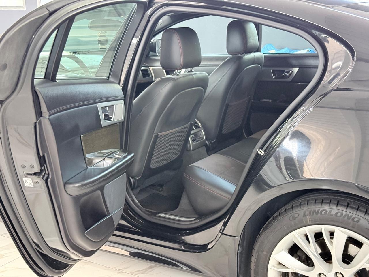 Jaguar XF 2.2 D 200 CV Portfolio