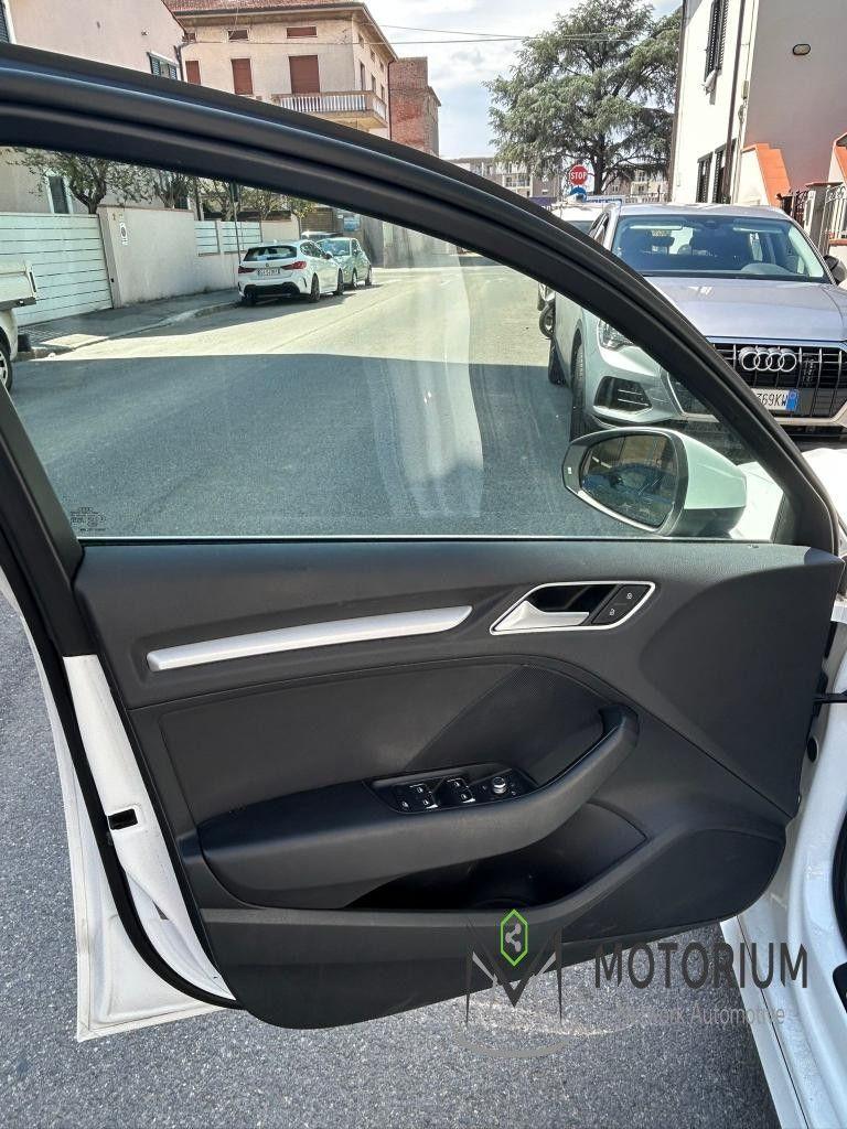 Audi A3 SPB 1.6 TDI clean diesel S tronic Ambition