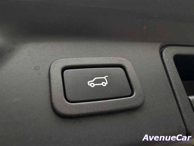 LAND ROVER Range Rover Velar mhev R-Dynamic TETTO APRIBILE TELECAM 360 IVA ESP.