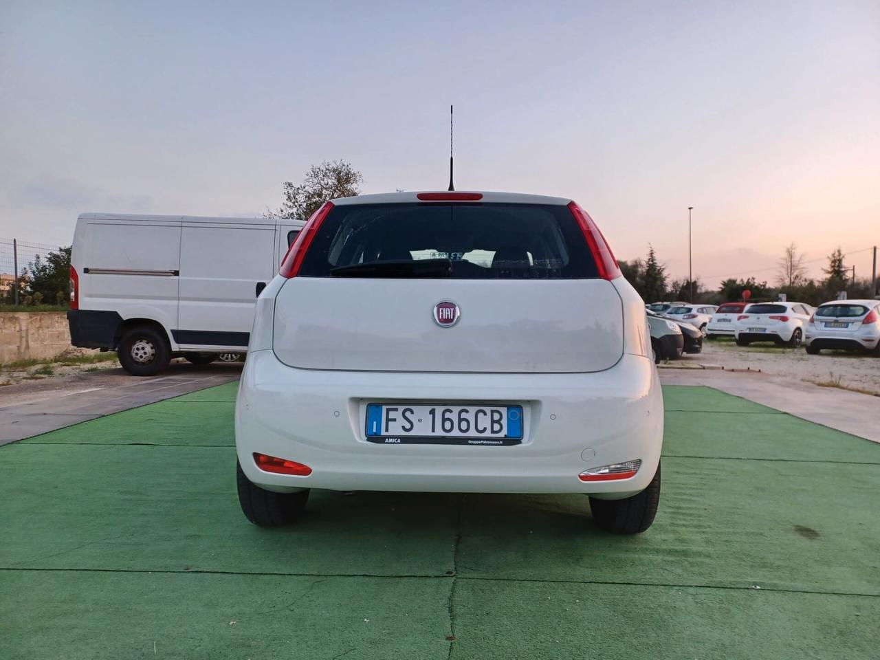 Fiat Punto 1.3 MJT II S&S 95 CV 5 porte Street