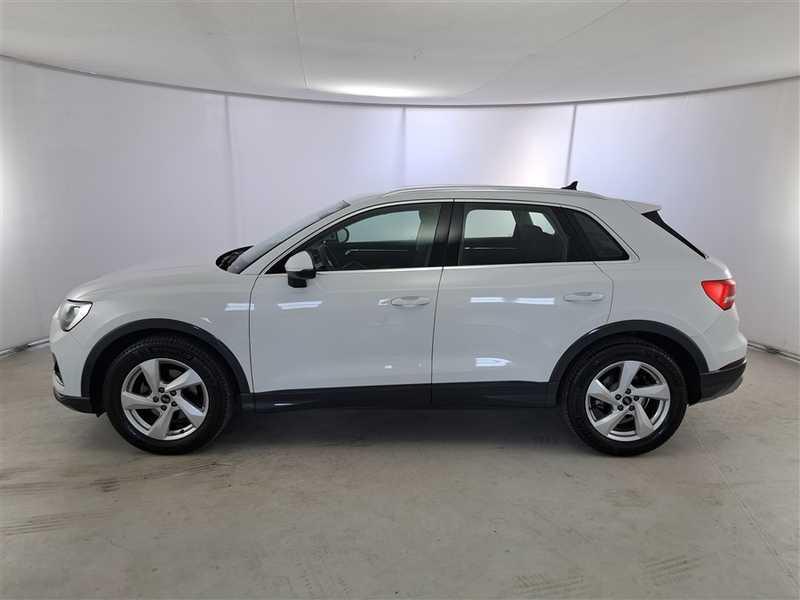 AUDI Q3 35 TDI S tronic Business Advanced