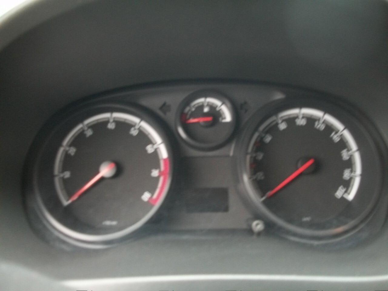 Opel Corsa 1.2 3 porte One SI NEOPATENTATI GARANZIA UN ANNO EURO 05 HP 86 KW 63 KM 144200