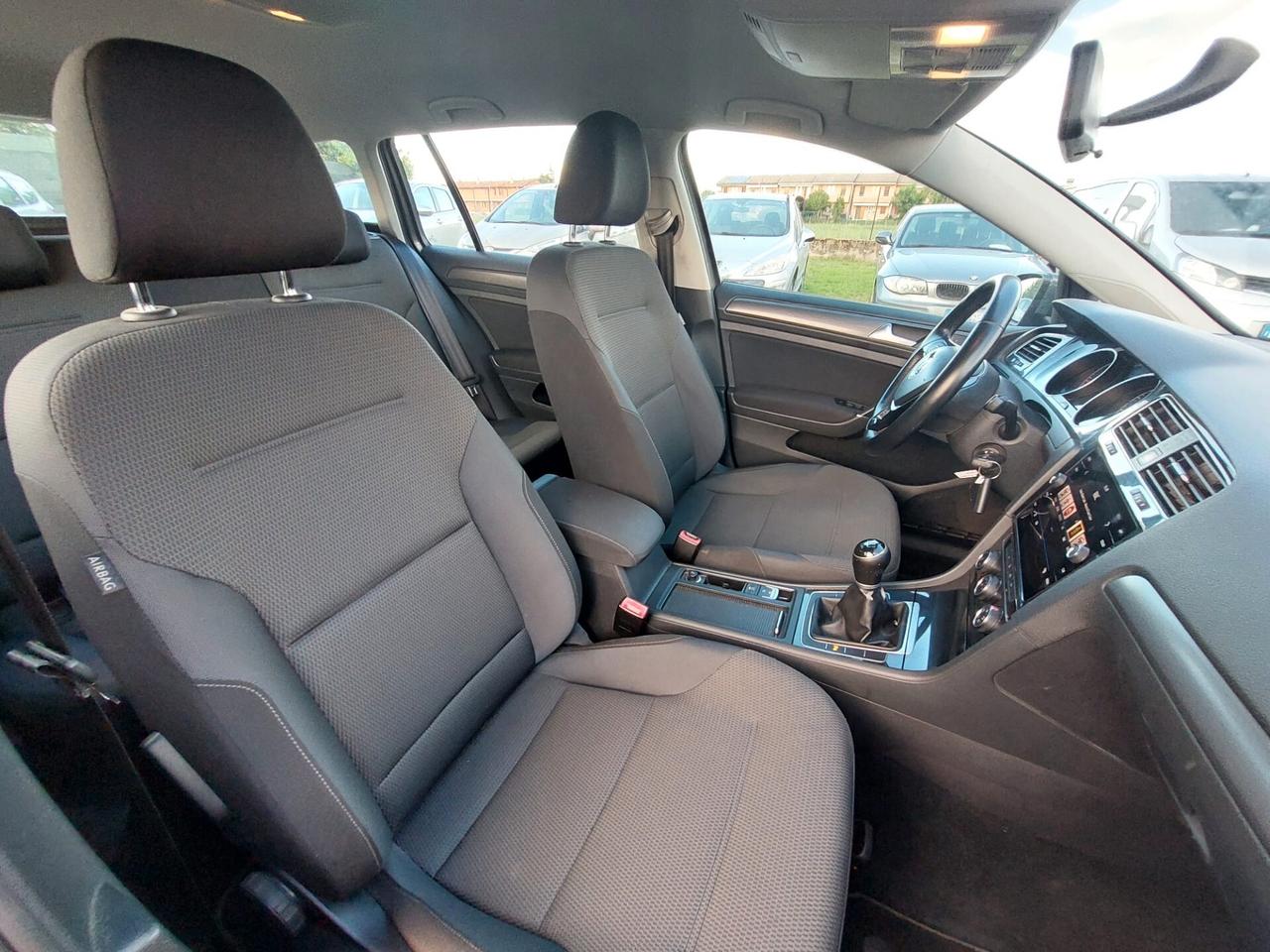 Volkswagen Golf Variant 1.6 TDI 115 CV DSG Business BlueMotion Tech.
