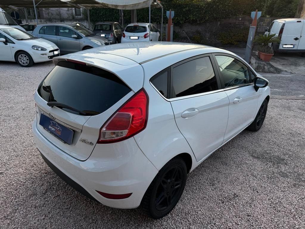Ford Fiesta 1.5 TDCi 75CV 5 porte Titanium